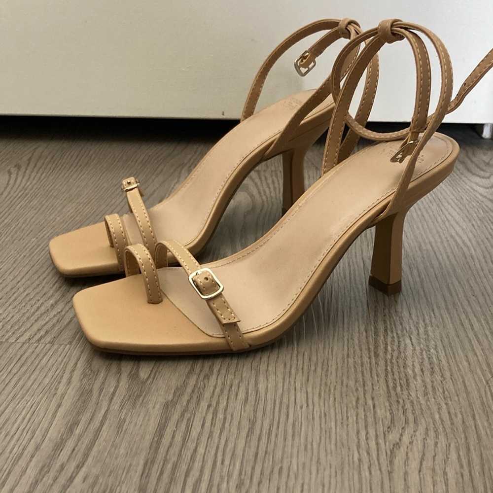 Abercrombie and Fitch Toe-Strap Heels